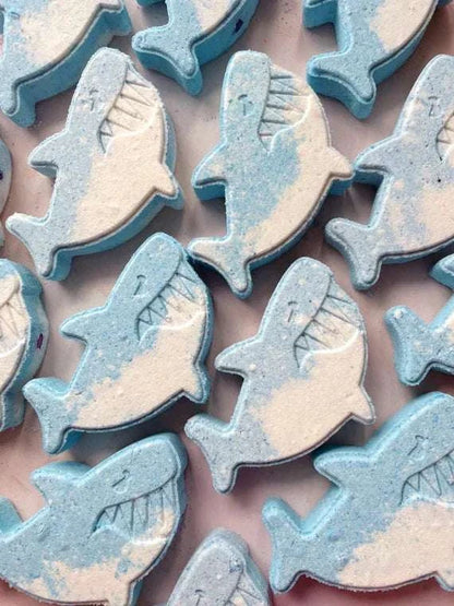 Shark Bath Bomb with Toy! - Caitly