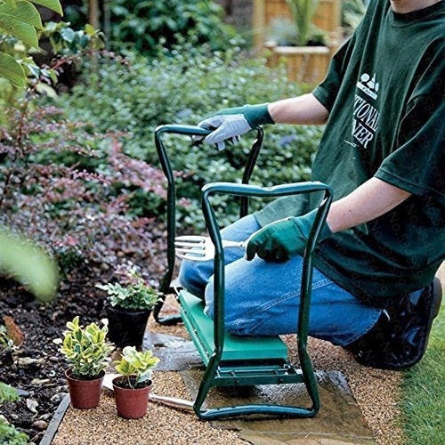 Garden Folding Kneeling Stool - vuliza