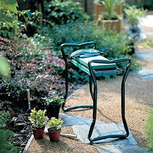 Garden Folding Kneeling Stool - vuliza