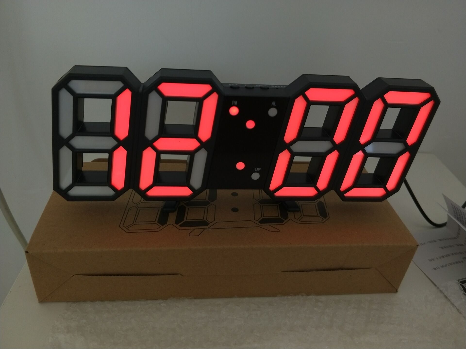 3D LED Digital Clock - vuliza