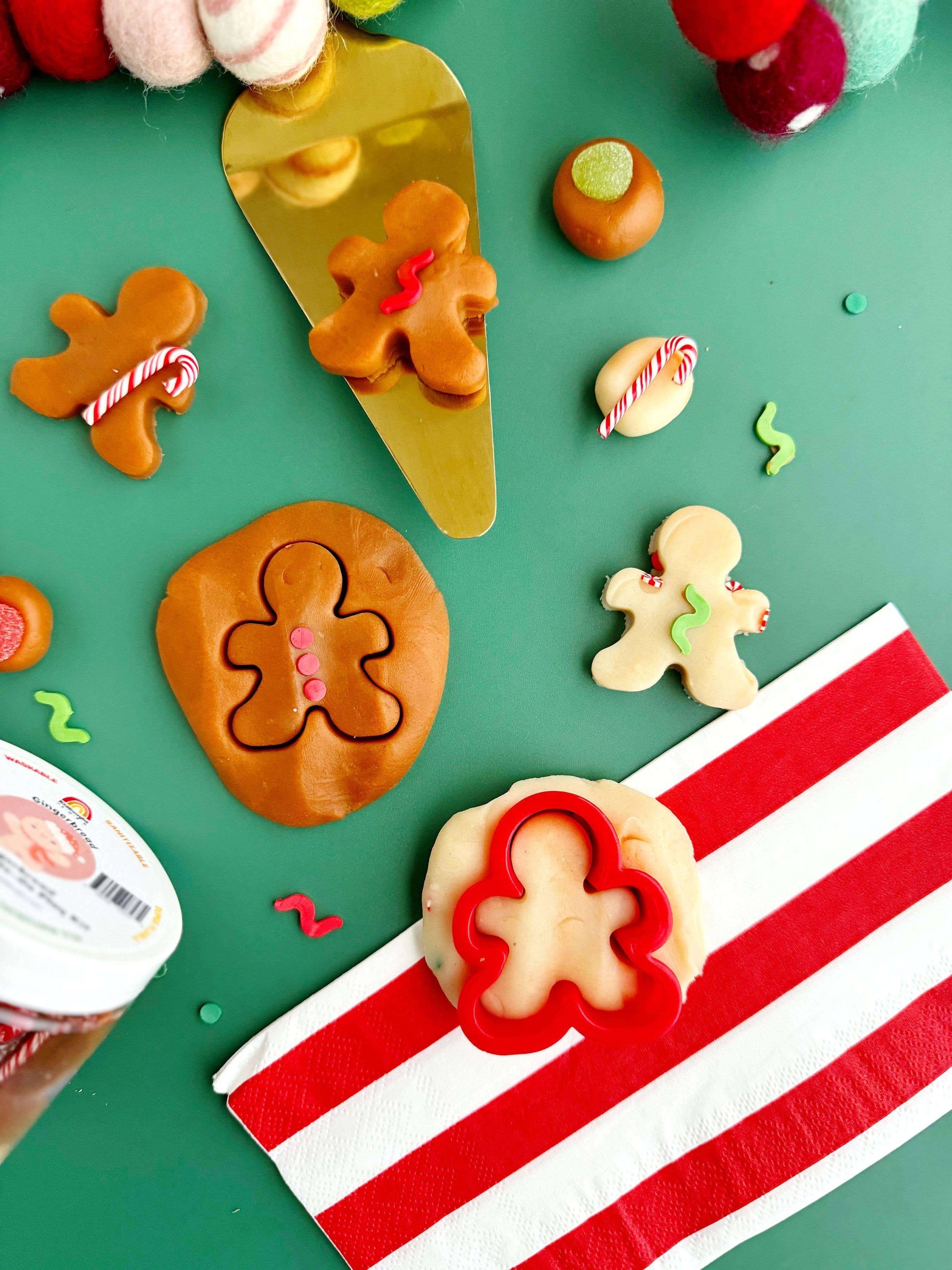 Gingerbread Mini Dough-To-Go - Caitly