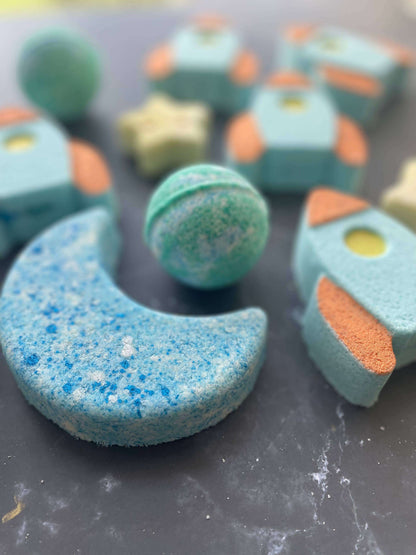 Rocket Ship Bath Bomb - Caitly