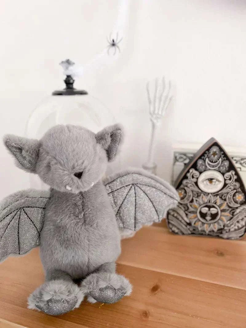 Mon Ami Bellamy the Bat - Caitly