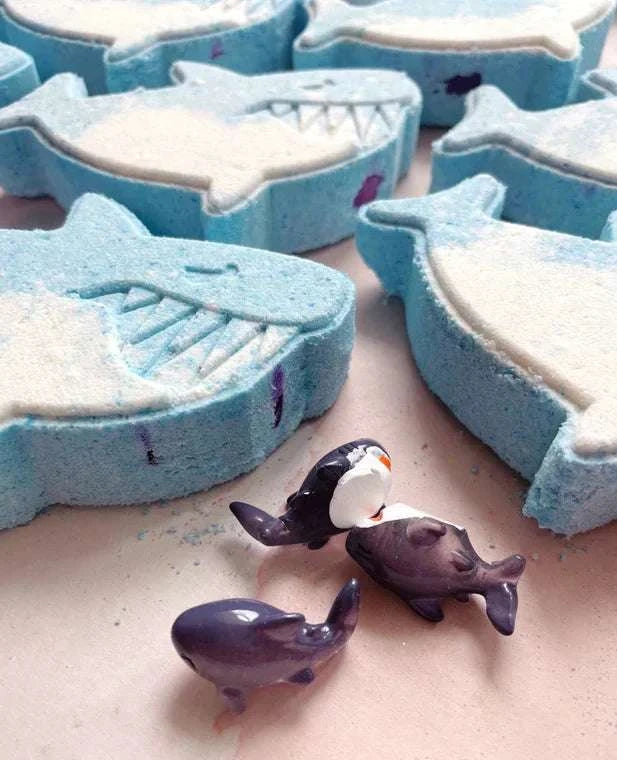 Shark Bath Bomb with Toy! - Caitly