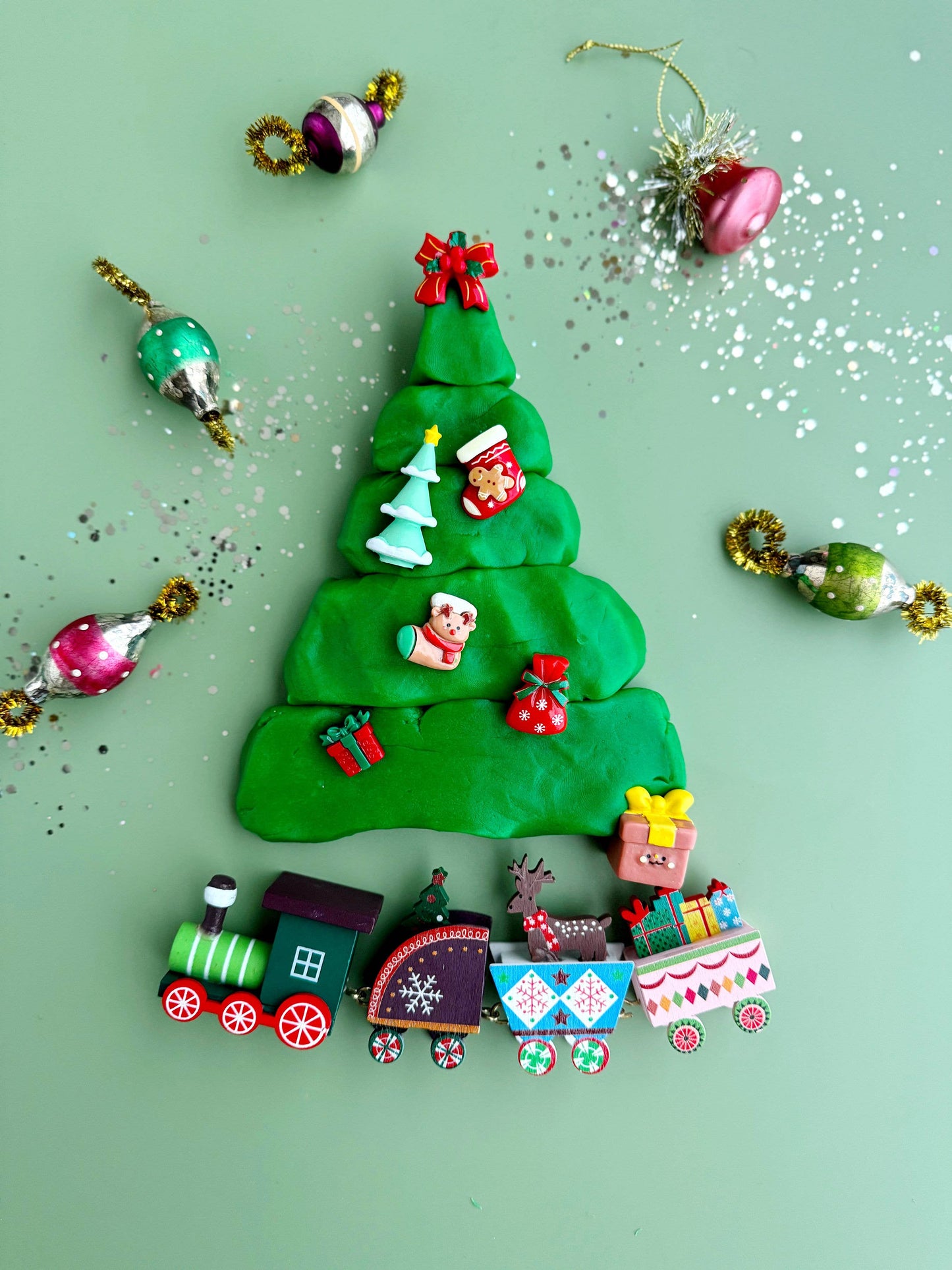 Christmas Train Sensory Play Dough Play Kit - Caitly