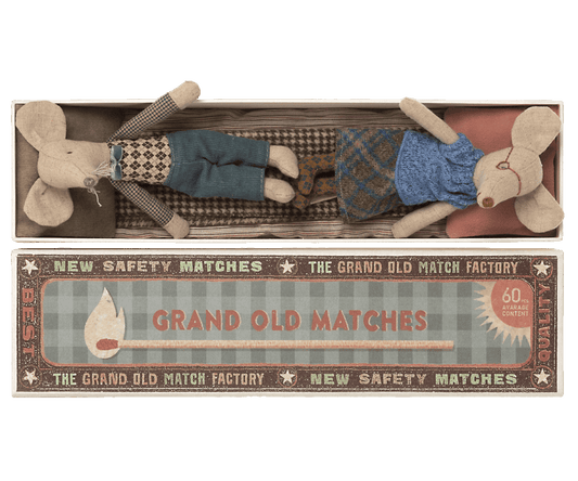 Grandma & Grandpa Mouse in Matchbox - Caitly
